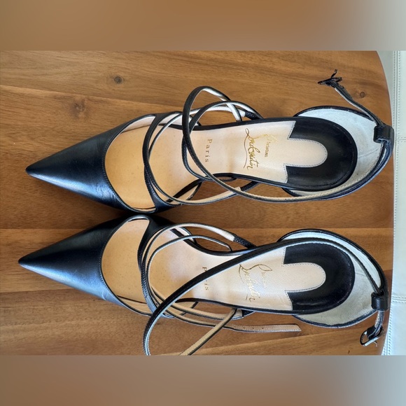 Christian Louboutin Black Leather Strappy Pointed-Toe Pumps size 39 or 8.5 - Picture 4 of 9